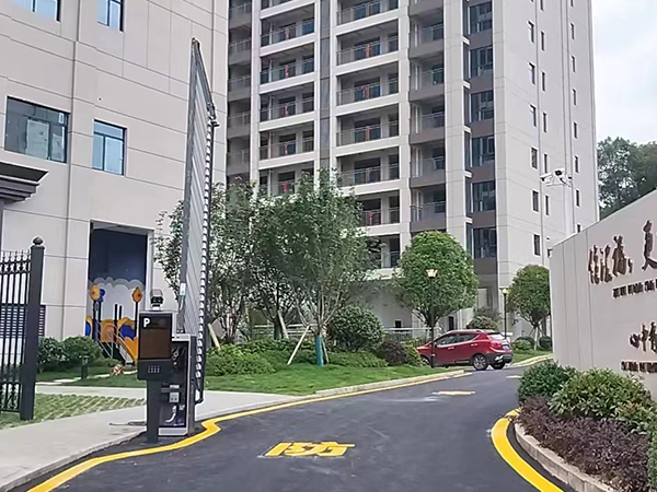 匯?！}興住宅